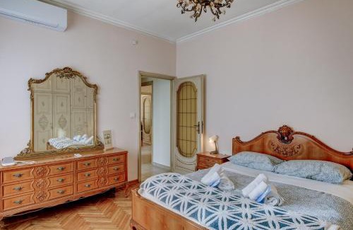 Cavoretto Apartment | Bramante House - Intero Trilocale vicino alla Metro