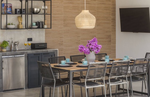 Zupa dubrovacka Villa | Brand Modern Villa Maris with pool and hot tub