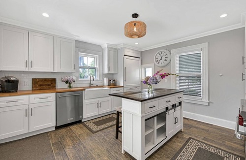 Greenport House | Brand new 2 bedroom, Greenport Village, walk to town Marina Views!