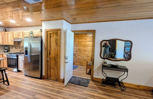 Waynesville Apartment | Brand new awesome 2-bedroom Guest House located in charming Waynesville.