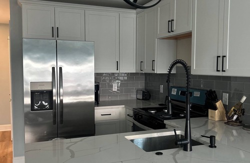 North Wildwood Condo | Brand new condo in North Wildwood-close to restaurants/bars!