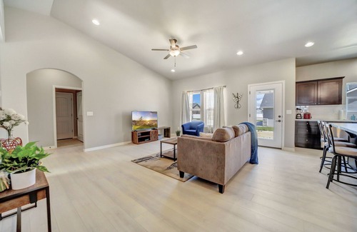 Twin Falls House | ✨ Brand NEW construction house in Sunterra ☀️
