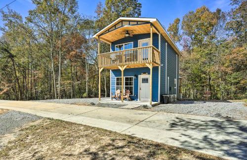 Trenton House | Brand-New Trenton Cabin Panoramic Lake Views
