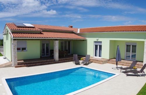 Stokovci Villa | Brand new villa near Svetvincenat