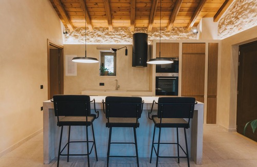 Karvelas Hotel | Brazzo di Maina