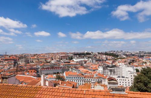Sao Cristovao e Sao Lourenco Apartment | Breath-Taking River & City View Stunning 3 Bedrooms & 3 Bathrooms With AC Alfama Castle district 1st Floor Apartment