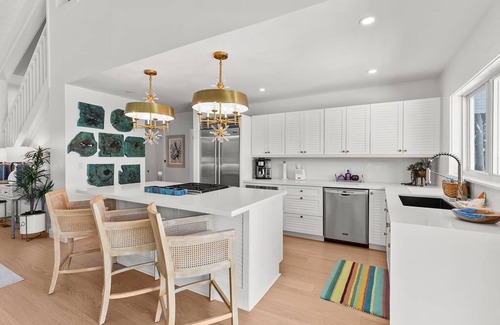 Venetian Shores House | Breathtaking Bayfront Retreat in Venetian Shores