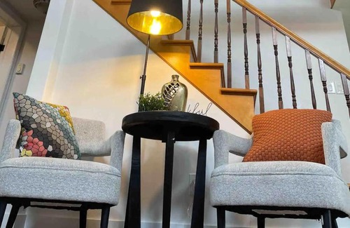 Hubley House | Breathtaking Nature Cabin 15 Min from Halifax