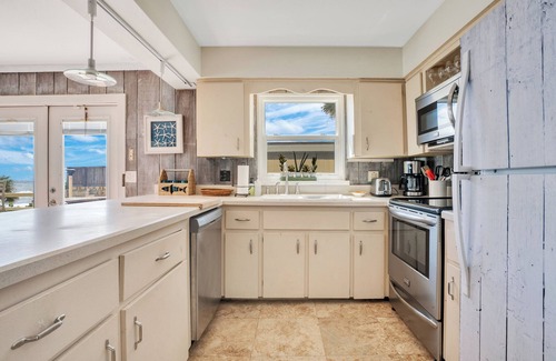 Wilbur-By-The-Sea House | Breathtaking Views Await You at This 3 Bedroom Oceanfront Home