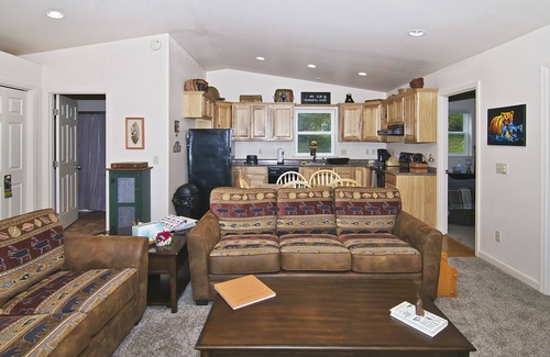 Homer Apartment | Breathtaking Views of Kachemak Bay