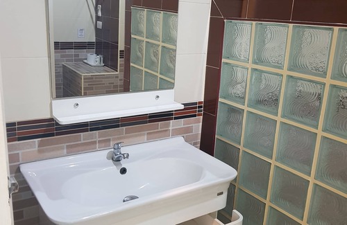 Khaem Son Hotel | Breeze Hill Hotel