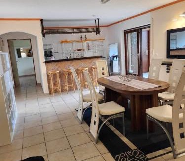 Schillingsfuerst Apartment | Brenda haus