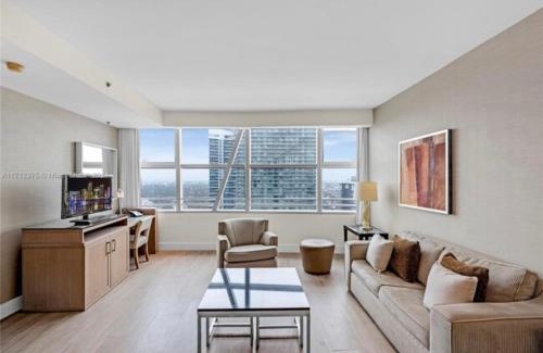 Brickell Apartment | Brickell 32th Floor AKA by Palermo Home Miami