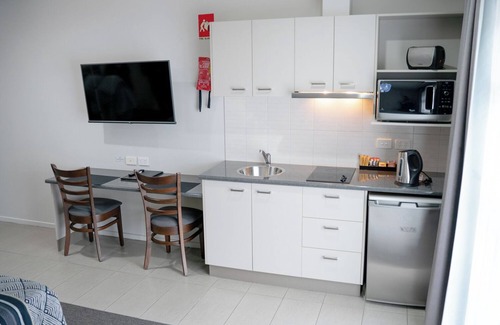 Traralgon Hotel | Bridges on Argyle Motel & Apartments