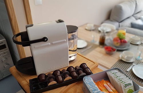 Encarnacion-Regina Apartment | Bright and newly renovated apartment in the historic center