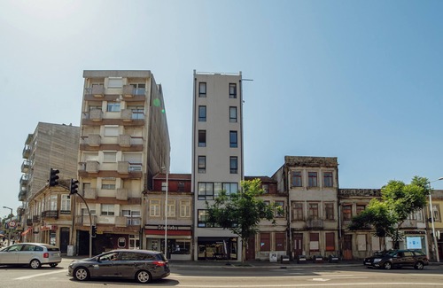 Boavista Apartment | Bright Boavista by Vacationy