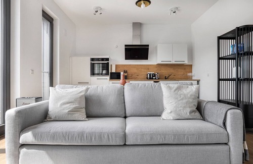 Tiergarten Apartment | Bright, Centrally Located Mitte 2BR near Potsdamer Platz, by Blueground
