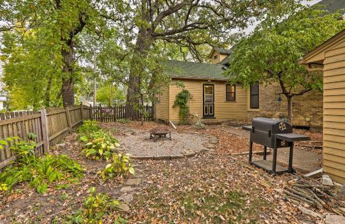 Clear Lake House | Bright Clear Lake Getaway, 4 Blocks to Downtown!