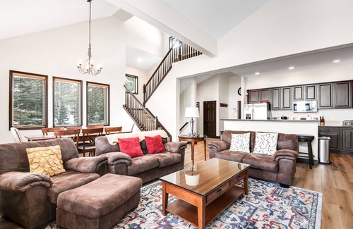 Peak 8 House | Bright mountain home with hot tub & fireplace, close to skiing & downtown