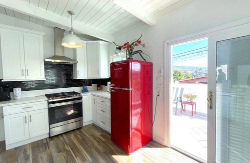 San Clemente Apartment | Bright Ocean View Escape