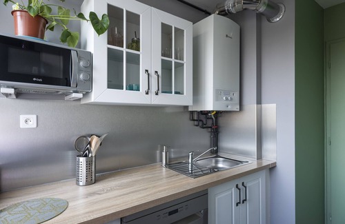 Savigny-sur-Orge Apartment | Bright, warm apartment