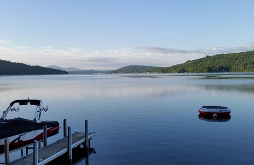 Meredith House | Bring your boat and enjoy the entire summer on Lake Winnipesaukee/Meredith Bay!