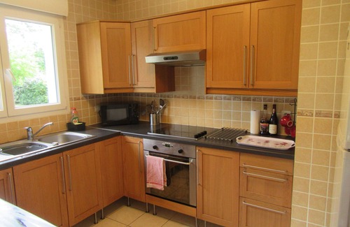 Pluherlin Cottage | Brita Cottage in Beautiful Rochefort en Terre (Voted prettiest French village)