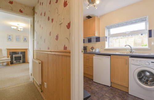 Rockbeare Cottage | BROADCLYST COTTAGE, pet friendly, with pool in Ottery St Mary