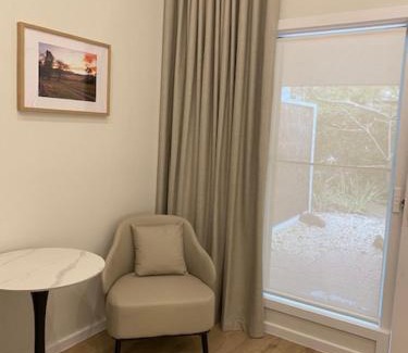 Mornington Hotel | Brooklands Of Mornington