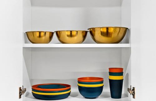 Corey Hill Apartment | Brookline LUX Apt Rooftop GameRoom Subway