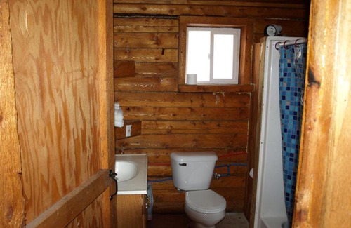 Indian Hotel | Brown Bear Saloon & Motel