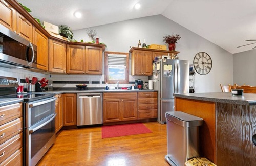 Gnaw Bone House | Brown County Home on 135 South SWIM SPA
