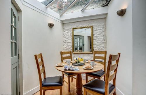 Woodstock House | Browns Lane