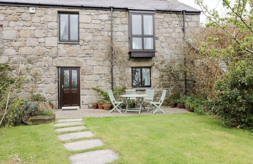 Hayle Cottage | Brunnion House