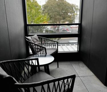 Brunswick Apartment | Brunswick Apartment with Car Park