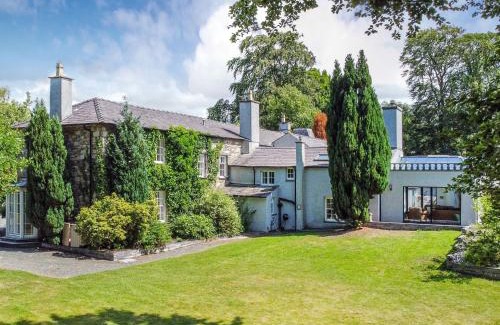 Bethesda House | Bryn Derwen