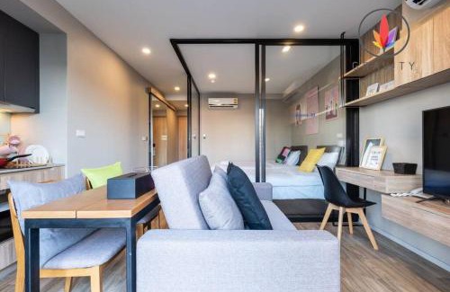 Prawet Apartment | BTS S5 Surasak 900 meters near the Mekong River Pier Free Swimming Pool in Ferris Wheel Night Market Chinese Reception Bangkok Center