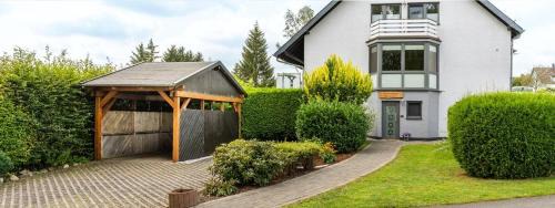 Dahlem Apartment | BuchenBlick, Ferienwohnung