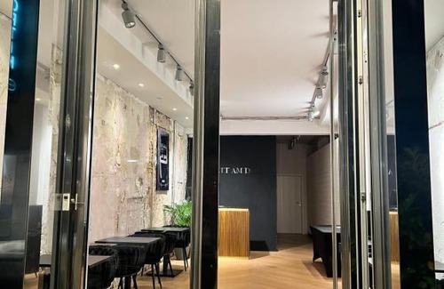 Old Town Hotel | Budget Rooms just for sleeping - Digital access