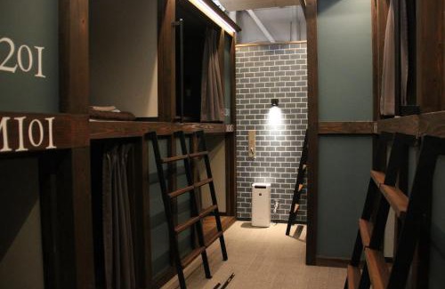 Kakeyu Onsen Hostel | BUNA CABIN Matsumoto
