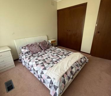 Bundoora House | Bundoora cozy room