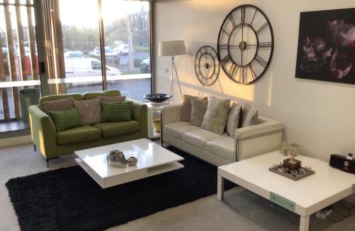 Bundoora Apartment | Bundoora Uni Hill 2bdr 2bth 1car