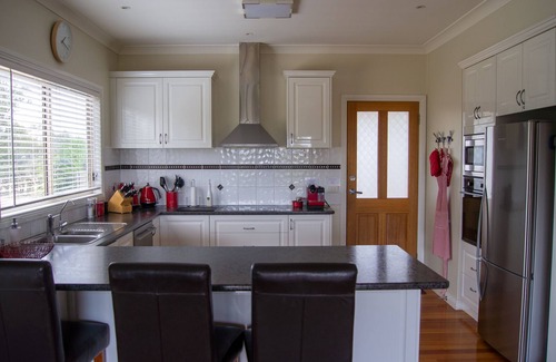 Bung Bong Cottage | Bung Bong Hill Cottage