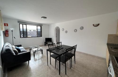 Urbanizacion Famara House | BUNGALOW APARTAMENTO SOL