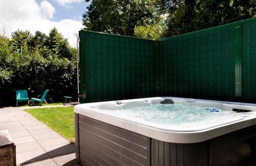 Eernewoude House | Bungalow near De Alde Feanen Reserve