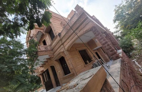 Jodhpur House | Bungalow next to the palace!