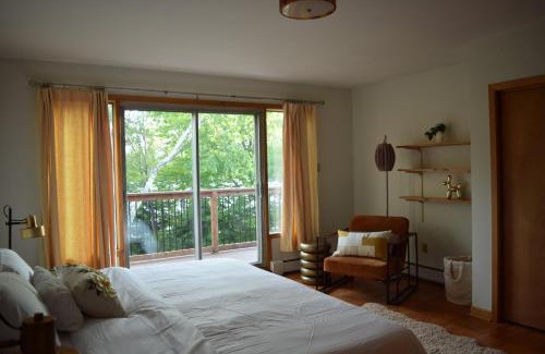 Dartmouth House | Bungalow on the Lake Charles Dartmouth HRM