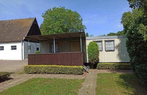 Samtens Apartment | Bungalows mit DDR-Charme - im Herzen von Rügen