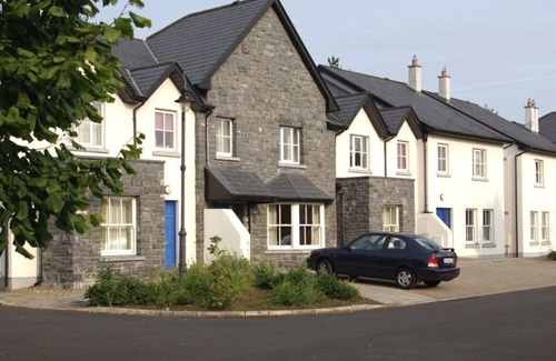 Bunratty Apartment | Bunratty Town House No 7
