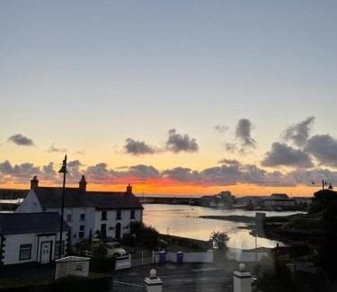 Ardglass House | Burford Lodge Guest House